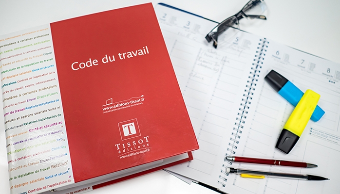 Coïncidence entre les jours fériés et les jours de repos : quid d’une majoration ou d’un repos supplémentaire